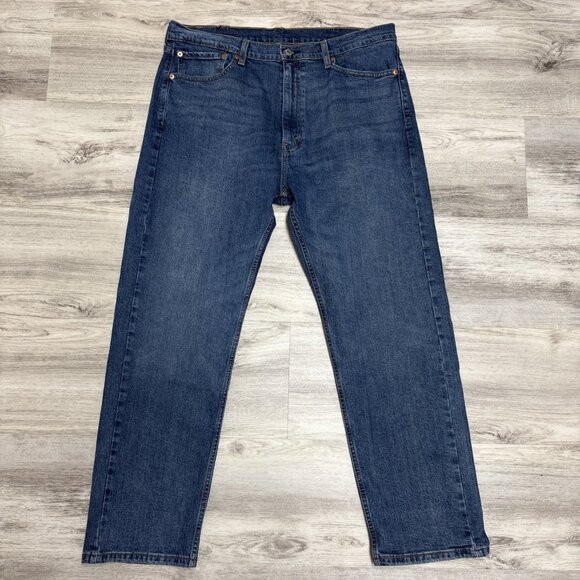Levi's Jeans 505 Regular Fit Mens Size 38x30 Blue Medium Wash Straight Leg - Picture 1 of 10